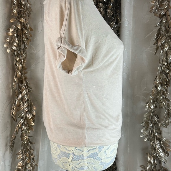 Daytrip Women’s Small Beige Sequin Floral Top Bubble Hem Retro Chic (flawed) - Picture 3 of 9